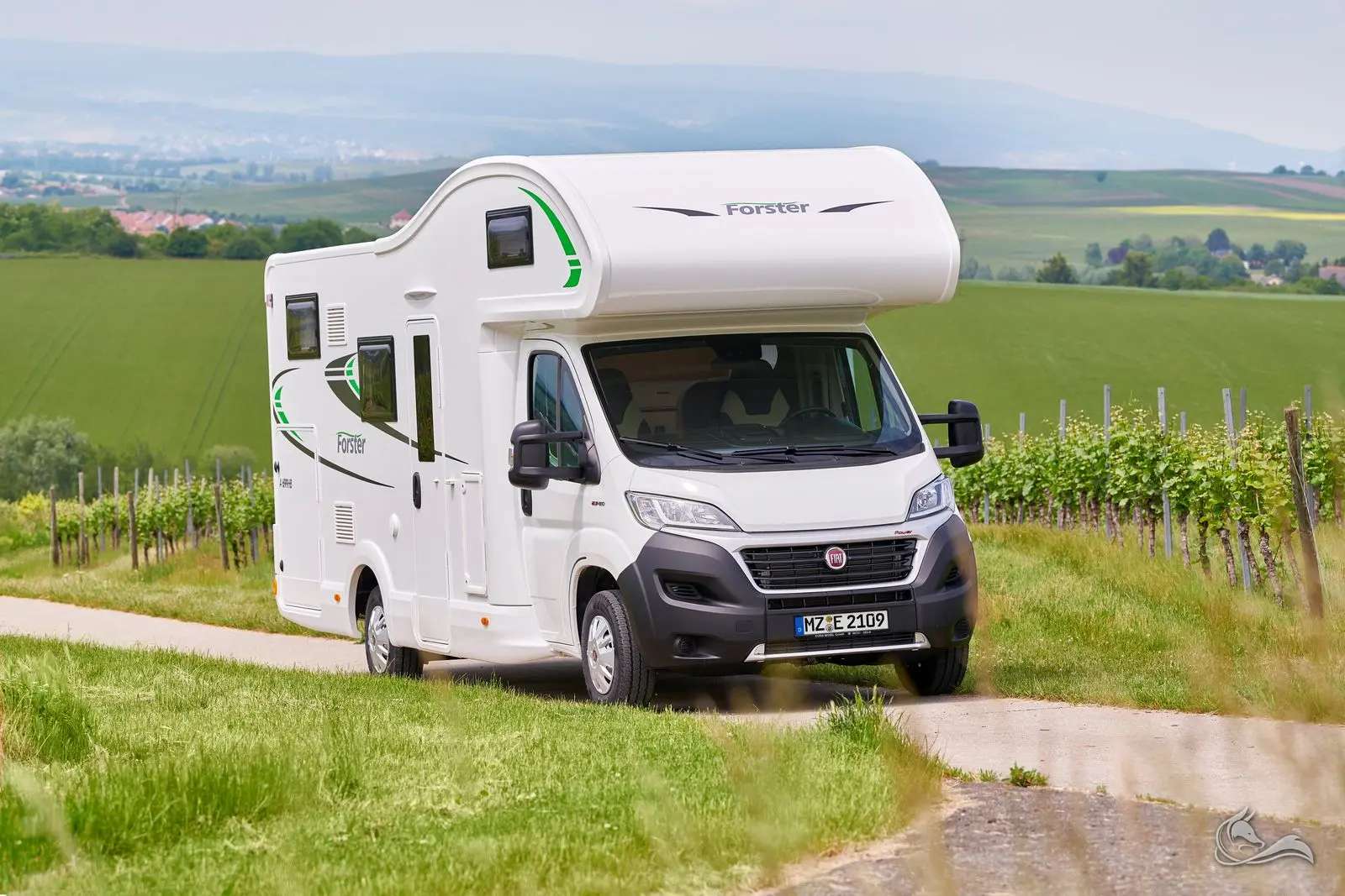 Geräumiges Familien-Wohnmobil bei Minden mieten