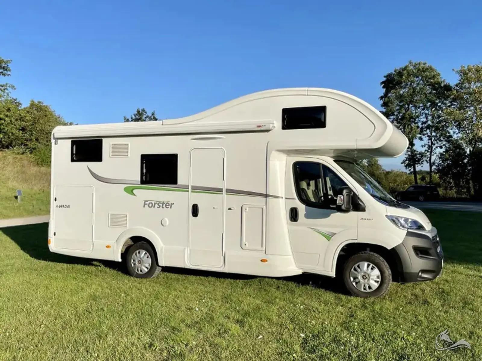 Forster A699DVB (24) mieten bei Limburg (Lahn) – Alkoven-Wohnmobil | Abholung in Beselich – Wohnmobil mieten in Beselich