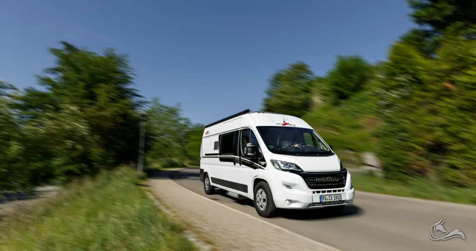 Kastenwagen mit Panoramadach in Erfurt mieten: Malibu 640 LE Skyview – Wohnmobil mieten in Erfurt
