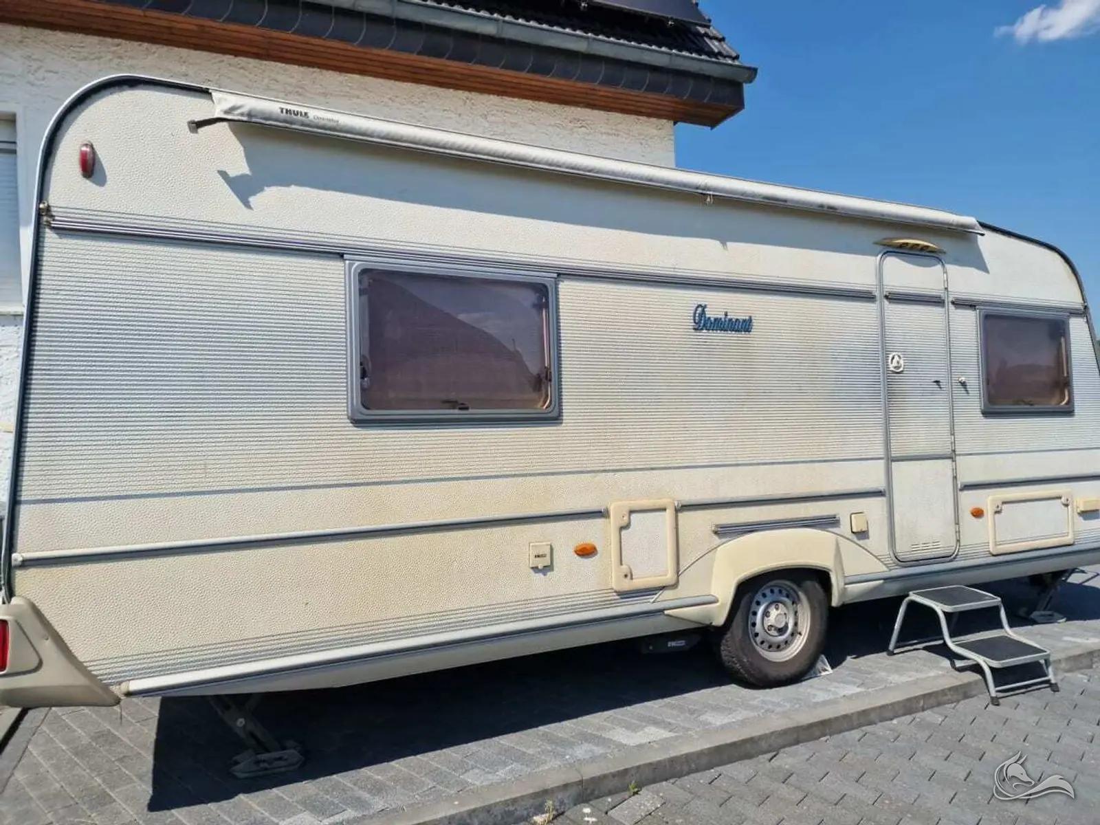Familien-Wohnwagen bei Bielefeld mieten: LMC Dominant 560 in Hiddenhausen – Wohnmobil mieten in Hiddenhausen