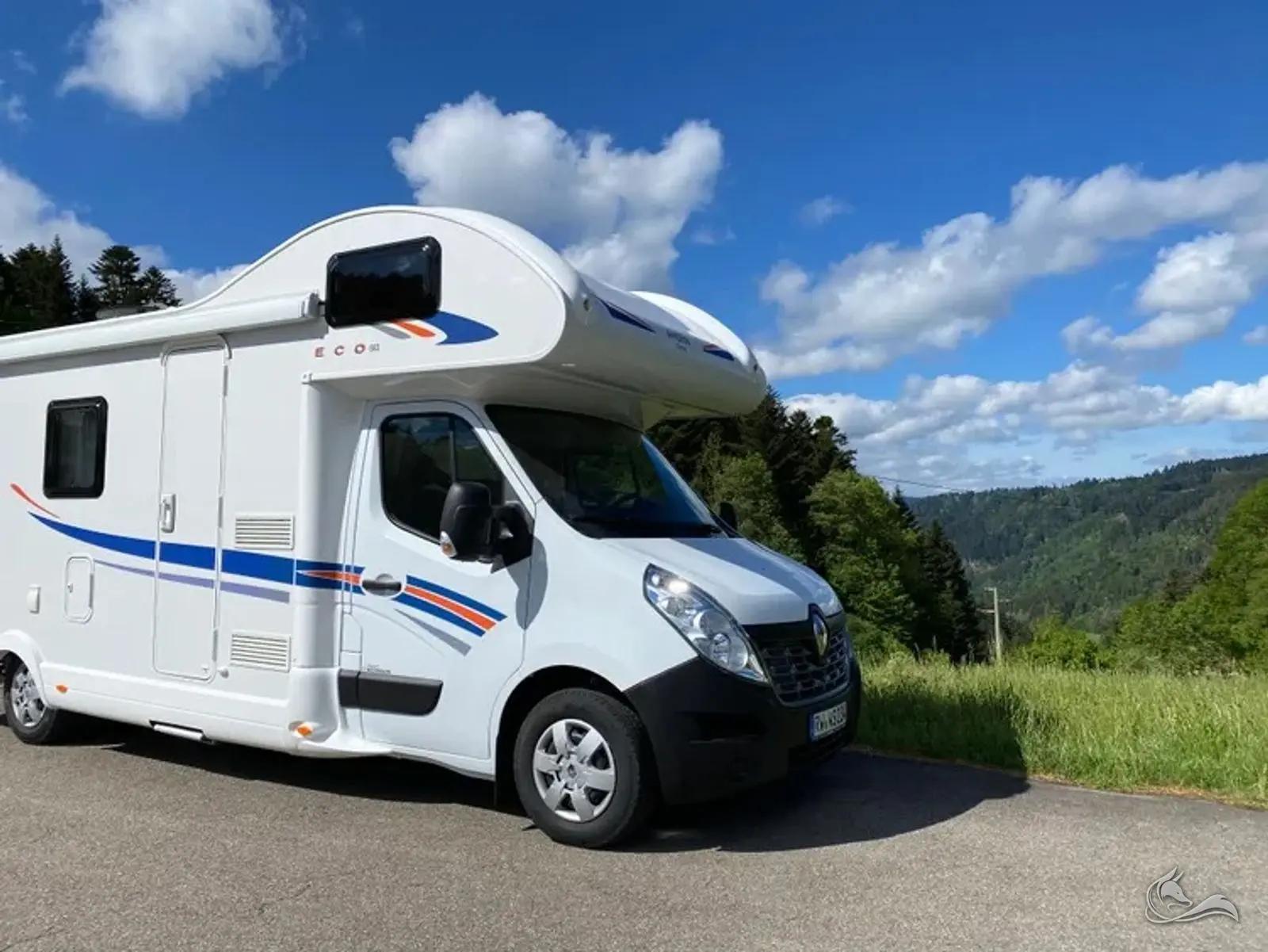 Wohnmobil mit sechs Schlafplätzen für den Schwarzwald mieten: Ahorn 683 in Schenkenzell – Wohnmobil mieten in Schenkenzell