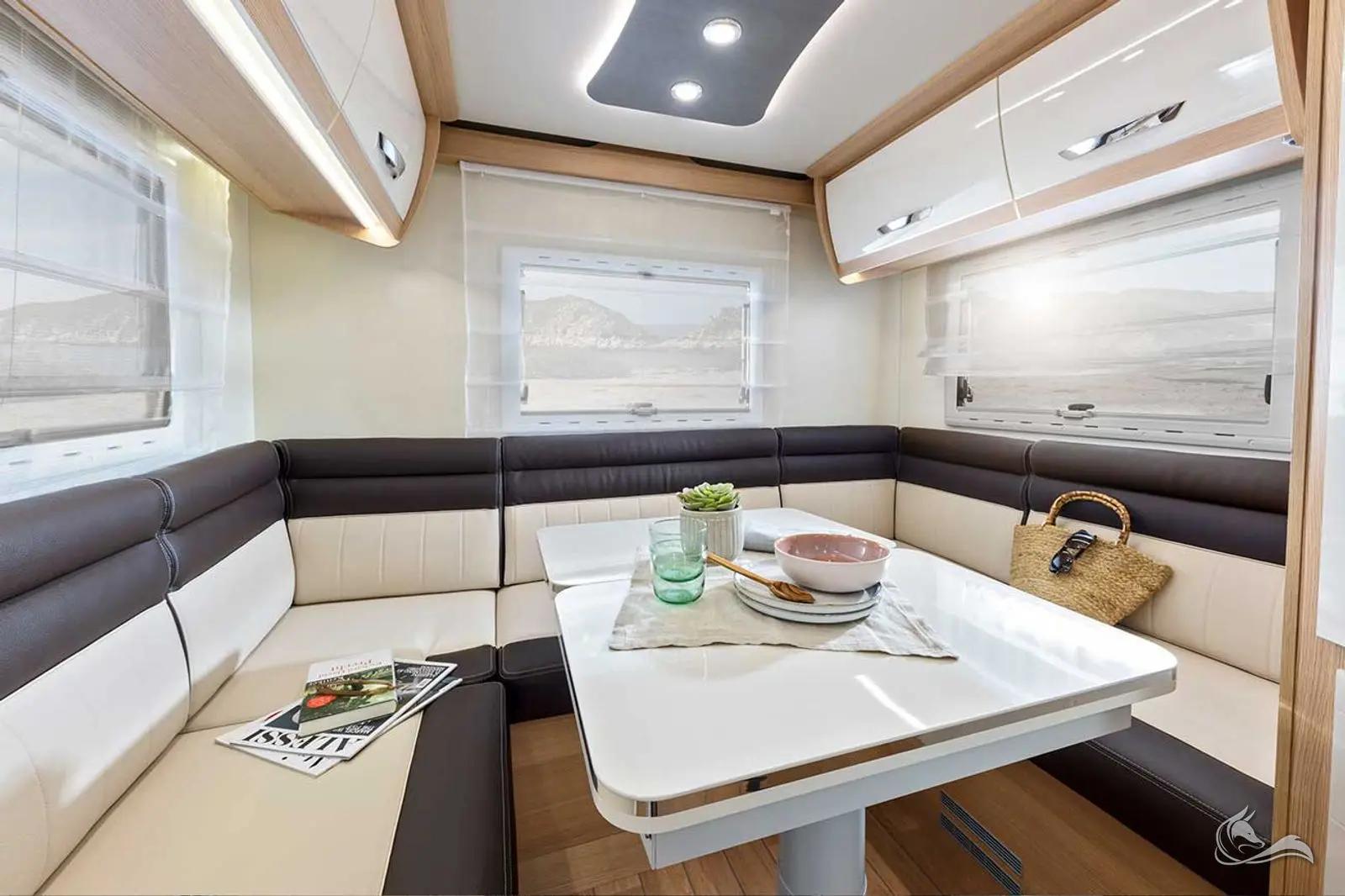 Wohnmobil mit Hecksitzgruppe am Niederrhein mieten: Forster T 649 HS in Neukirchen-Vluyn – Wohnmobil mieten in Neukirchen-Vluyn