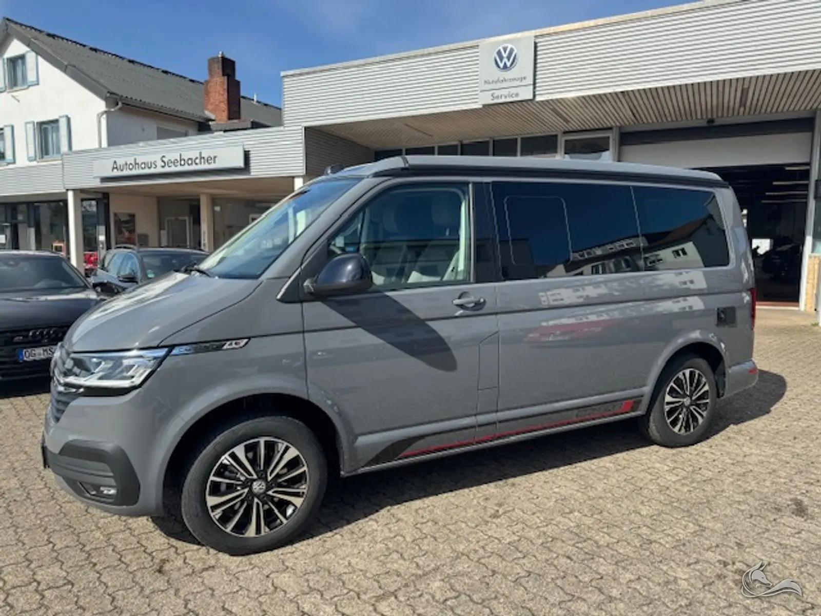 VW California Beach im Schwarzwald mieten: der Kult-Camper in Lautenbach – Wohnmobil mieten in Lautenbach