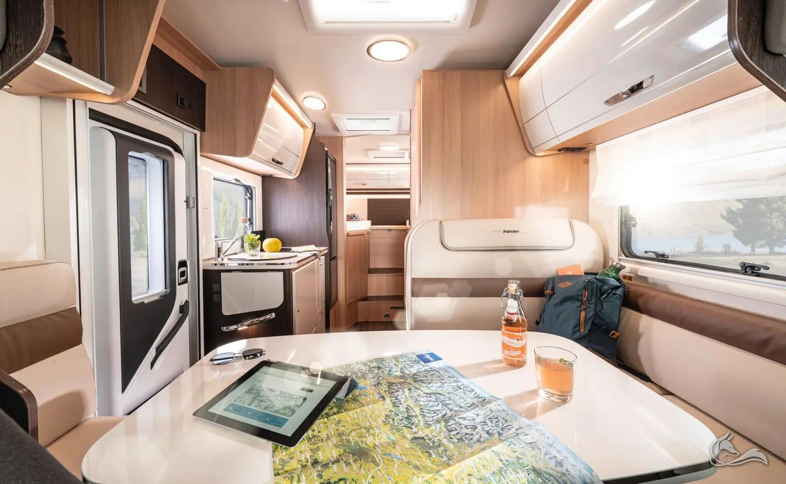 Familien-Wohnmobil mit Einzelbetten am Niederrhein mieten: Forster A 699 EB in Neukirchen-Vluyn – Wohnmobil mieten in Neukirchen-Vluyn