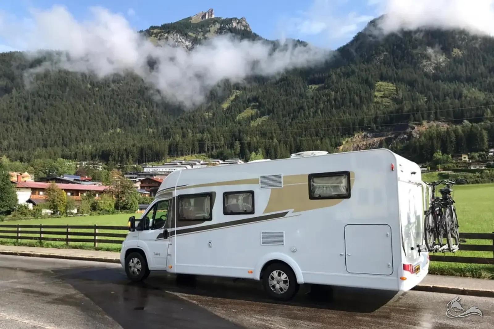 Günstiges Wohnmobil mit Einzelbetten in Erfurt mieten – Wohnmobil mieten in Erfurt