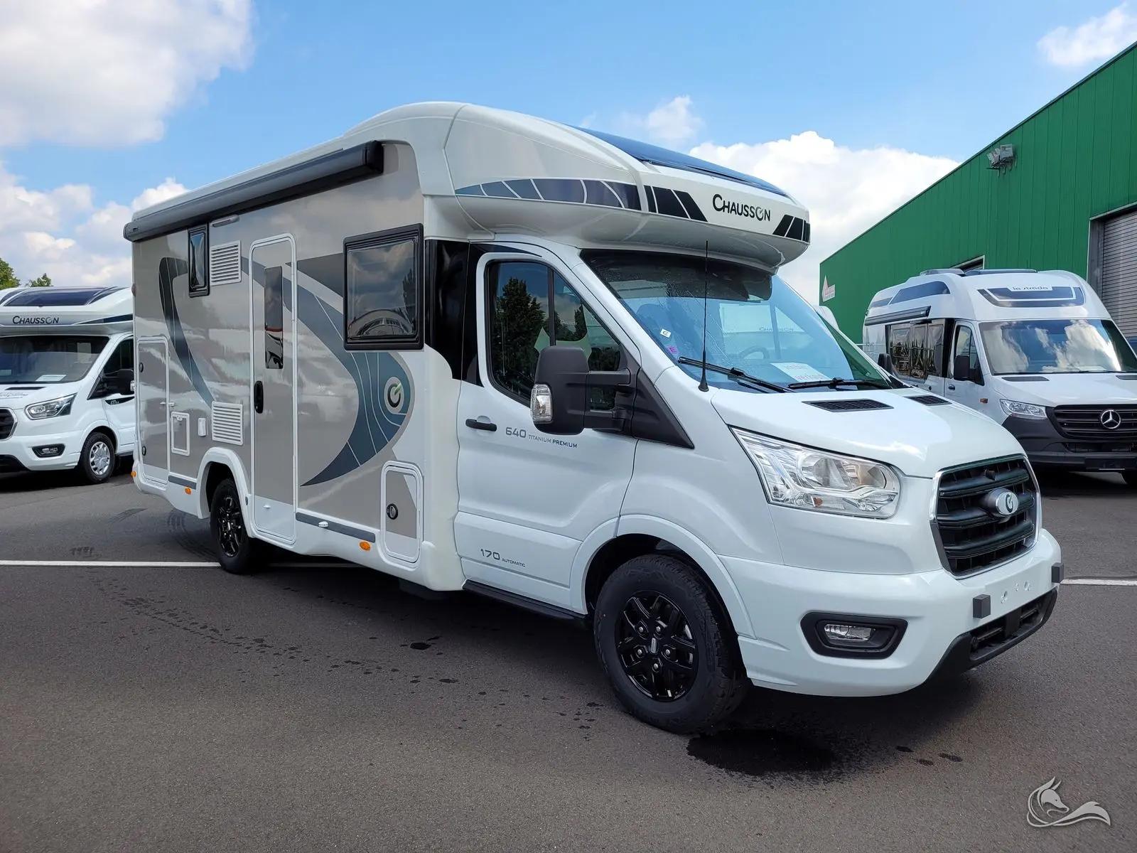 Premium-Wohnmobil in Koblenz mieten: Chausson 640 Premium am Deutschen Eck. – Wohnmobil mieten in Koblenz