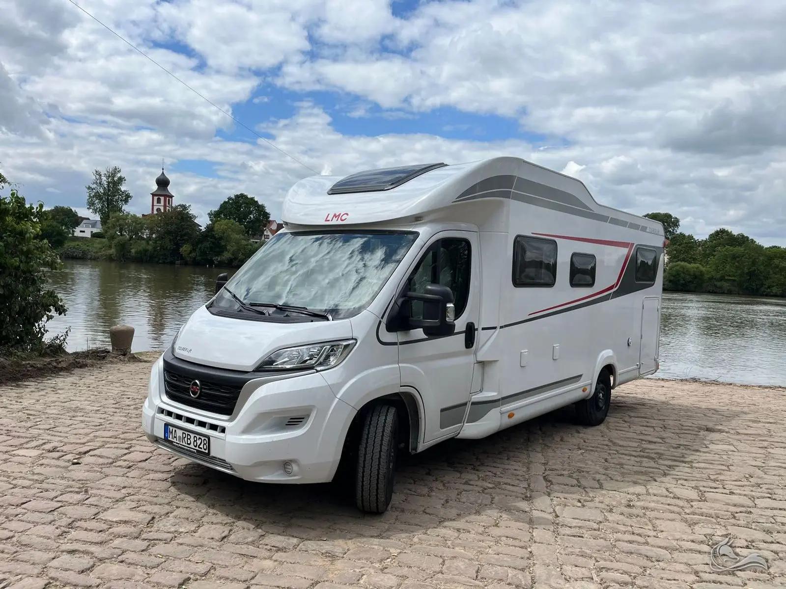 LMC Tourer Lift H 730 G in Mannheim mieten – Wohnmobil mieten in Mannheim