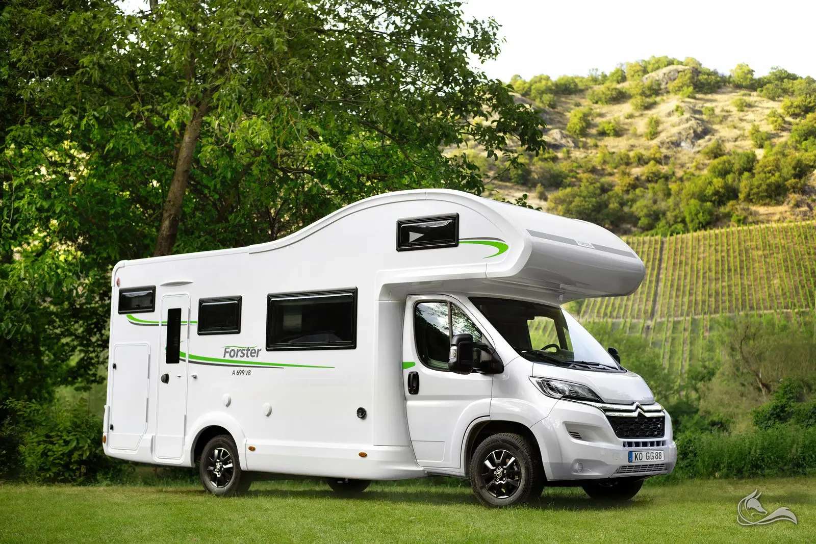 Sommer-Wohnmobil mit Klimaanlage im Wendland mieten: Forster A 699 EB in Lüchow – Wohnmobil mieten in Lüchow