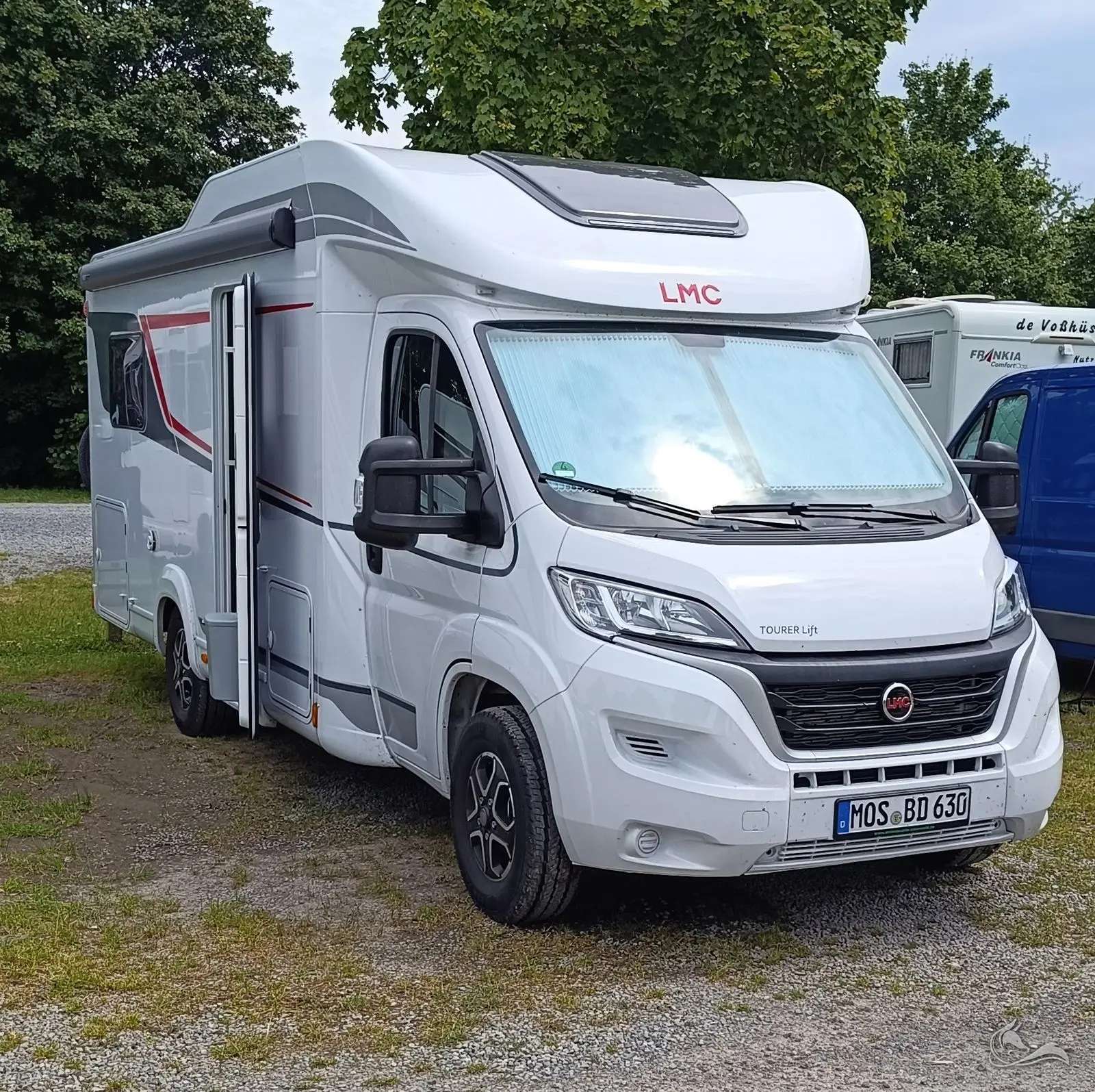 Wohnmobil mieten Mosbach – LMC Tourer Lift H630G