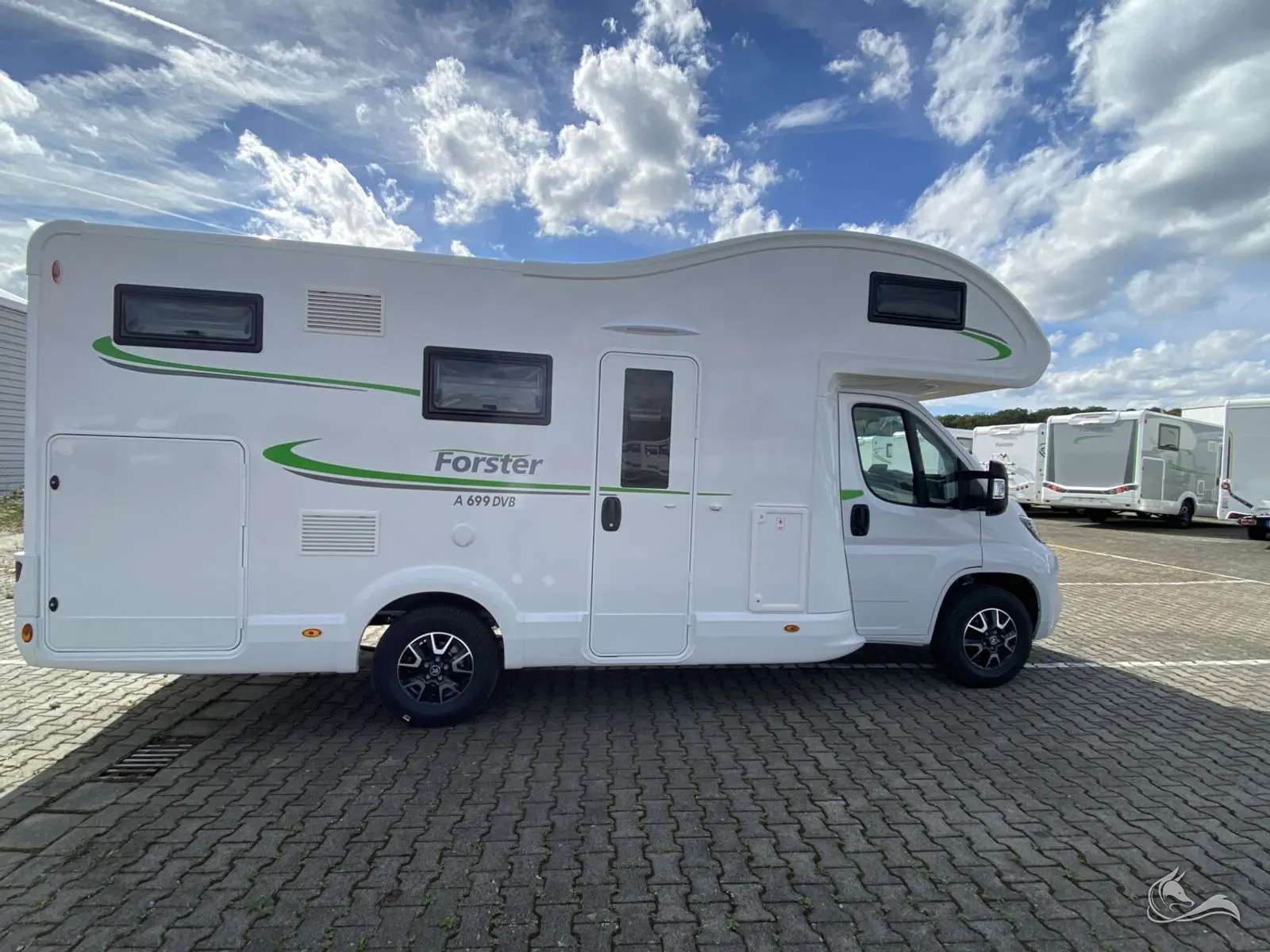 Familien-Wohnmobil mieten: Forster A 699 DVB (Modell 2024) in Höhn – Wohnmobil mieten in Höhn