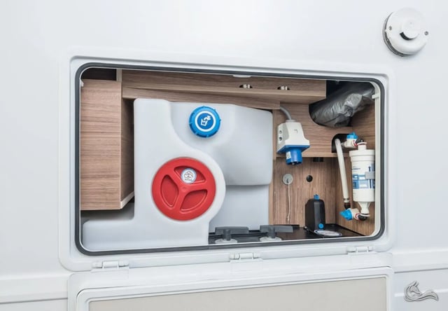 Weinsberg CaraSuite 650 MF -C1| Top Ausstattung: Aufgelastet,  Automatik, Klimaanlage, Markise, Navigation, Rückfahrkamera, uvm. 