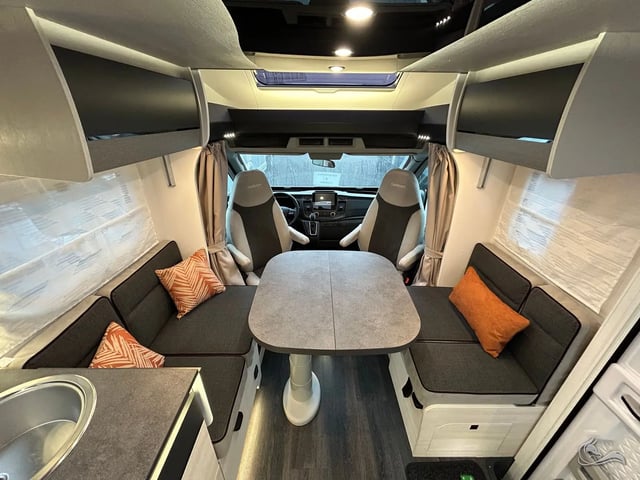 Challenger 337 GA Graphite Ultimate mit Automatikgetriebe,  SAT uvm.