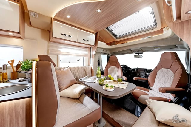 Bürstner T 660 Limited Komfort Wohnmobil mit Assistenz System