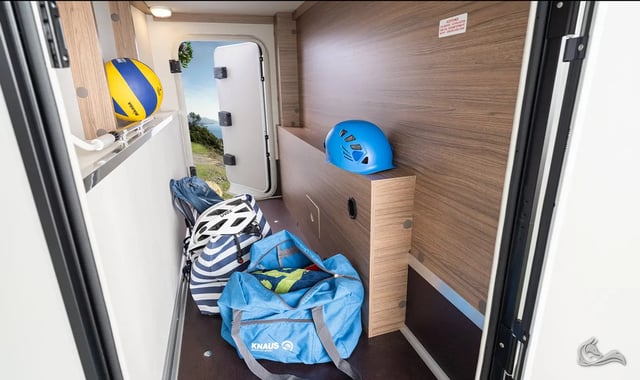 VW BULLI  - KNAUS TOURER VAN 500 MQ