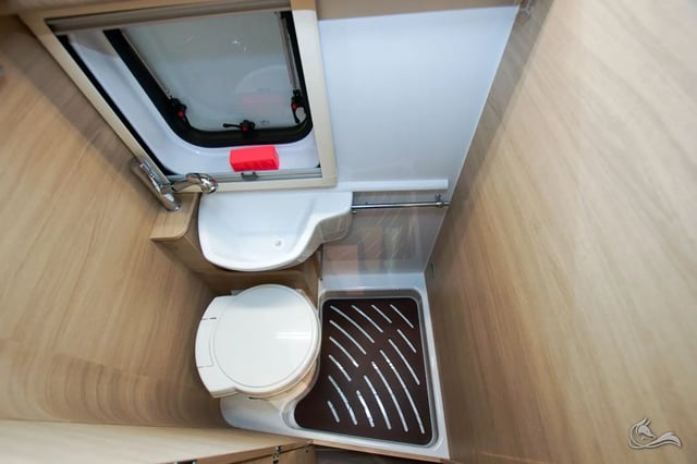 Forster V599 HBL  - 21 | ideal für 2 Personen, Solar, Einparksensoren, AHK uvm. 