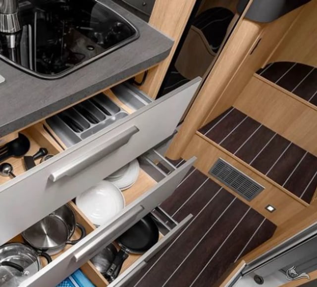 KNAUS SKY WAVE 700 MEG - 4,1t - Einzellbetten - bis zu 4 Personen