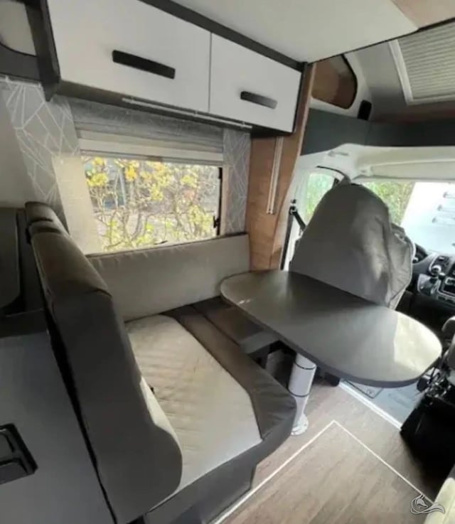 KNAUS Live WAVE 650 MF - viel Platz für die ganze Familie 