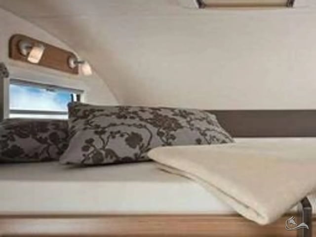 KNAUS SKY TRAVELLER 500 -  Der kompakte Alkoven