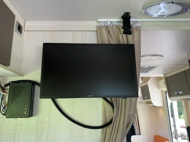 Ahorn ECO 680 - A02 mit Doppelbetten, SAT & TV 