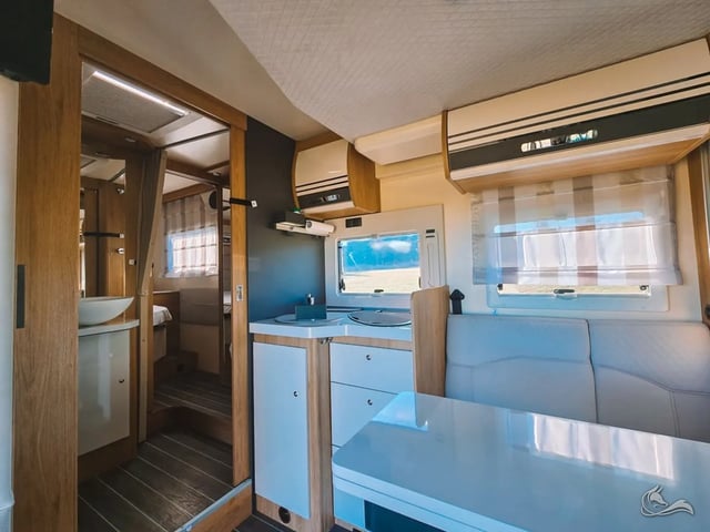 Roller-Team Zefiro 266TL mit Queensbett Automatik, SAT & TV, große Heckgarage uvm.