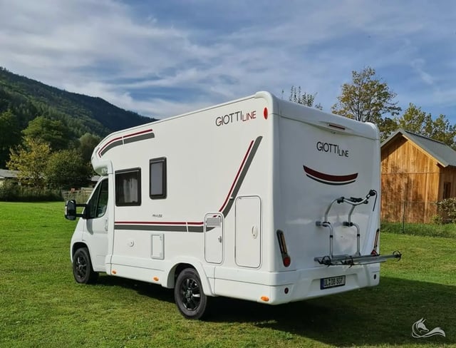 All Inclusive Teilintegriert, Giottiline   Dachklimaanlage  4 Schlafplätzen auf Ganze 5,99m Länge mit Winterreifen 
