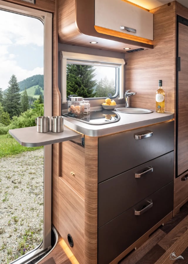 Weinsberg Cara Compact 600 MF Edition Pepper | Top Ausstattung:  Automatik,  Markise, Navigation, Rückfahrkamera, SAT-TV uvm.