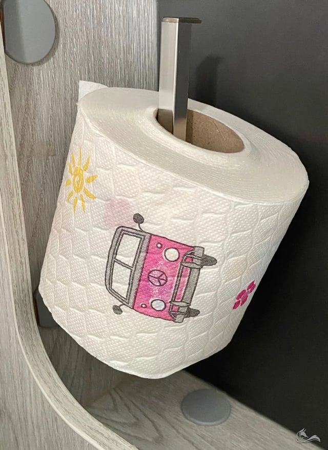 Flavio - VAN 6,36 Meter für 2 Erwachsene und 2 Kinder 