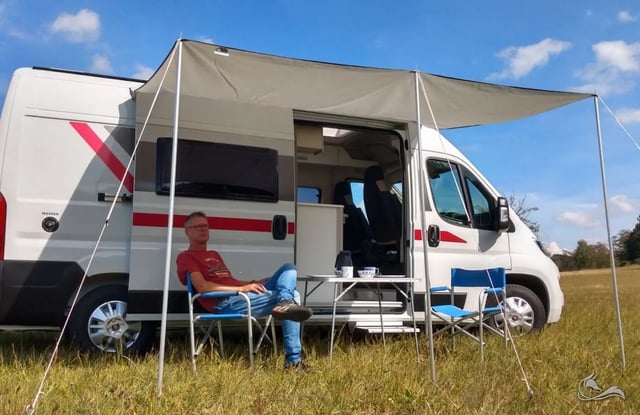 Flavio - VAN 6,36 Meter für 2 Erwachsene und 2 Kinder 
