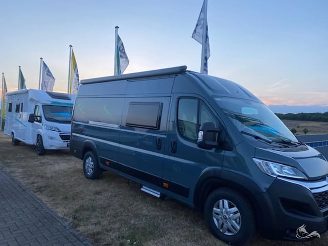Forster V636 EB -23 Einfach fantastisch für Teamplayer mit Navi,  Markise,  Rückfahrkamera, Dieselheizung