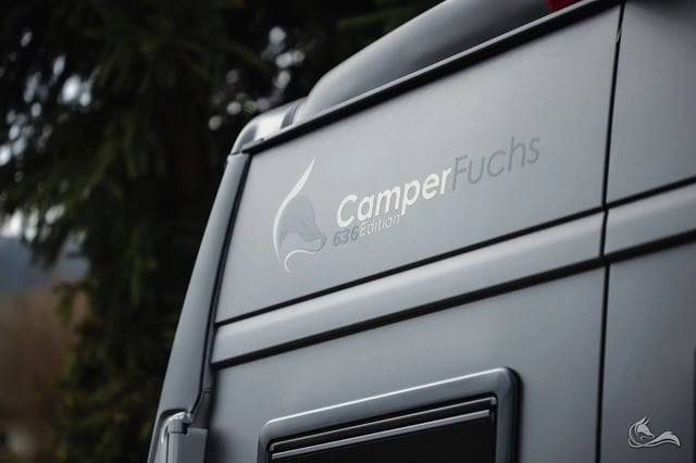 CamperFuchs Edition 636 - Automatik, Aufstelldach, innovatives Design, hochwertig verarbeitet mit vielen Extras 