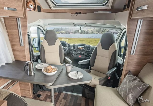 Weinsberg CaraSuite 650 MF -2 | Top Ausstattung:  Automatik, Klimaanlage, Markise, Navigation, Rückfahrkamera, SAT-TV uvm.