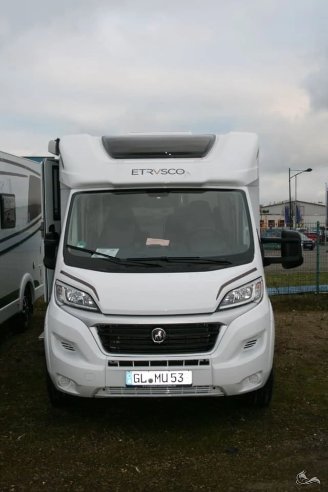Etrusco T5900 DB - mit Heckbett, ideal für 2Personen
