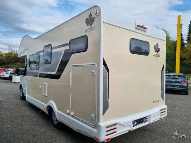 Ahorn Canada AD - A06 mit Doppelbetten, SAT & TV Kopie