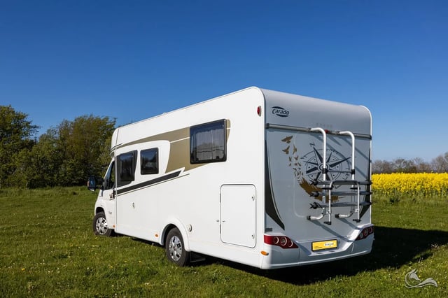 Carado T 447 mit SAT, Solar uvm. für bis zu 3 Personen!