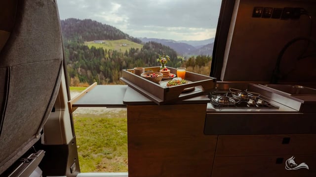 CamperFuchs Edition 600 - Aufstelldach, innovatives Design, hochwertig verarbeitet mit vielen Extras
