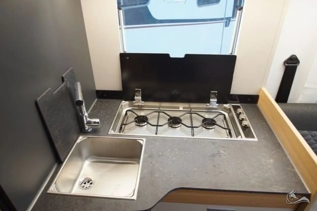 Adria Coral 650 DL mit TV u. SAT bis zu 4 Personen