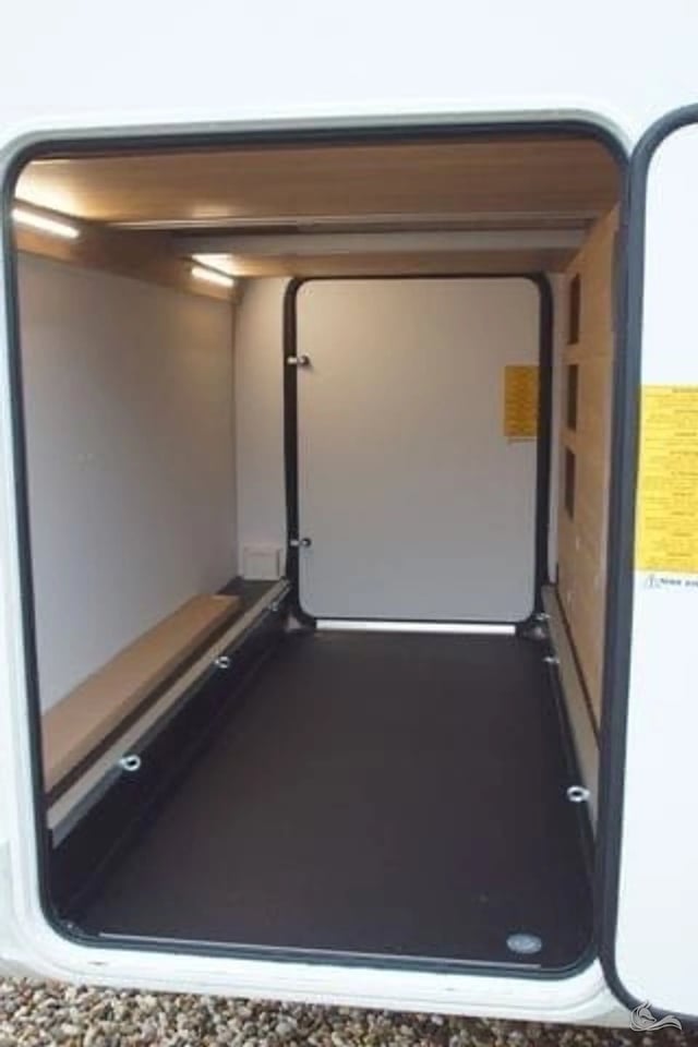 Adria Coral 650 DL mit TV u. SAT bis zu 4 Personen