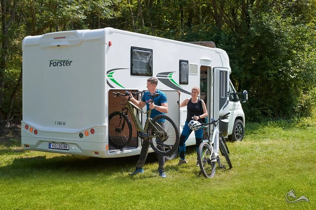 Teilintegriert (K4) comfort (Längsbetten)