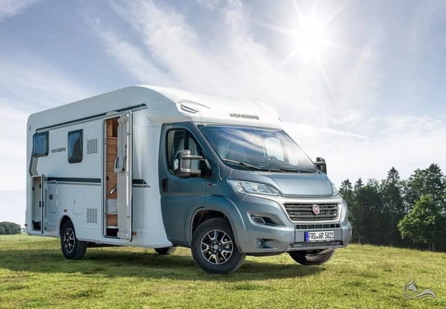 Weinsberg CaraSuite 700 ME C-1| Top Ausstattung:  Automatik, Klimaanlage, Markise, Navigation, Rückfahrkamera, uvm. 