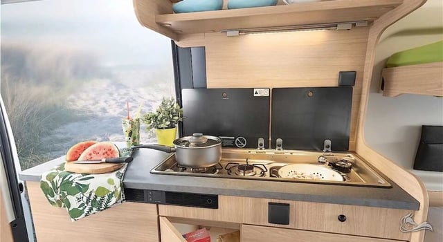 Pössl RoadCar R 600 - Doppelbett im Heck