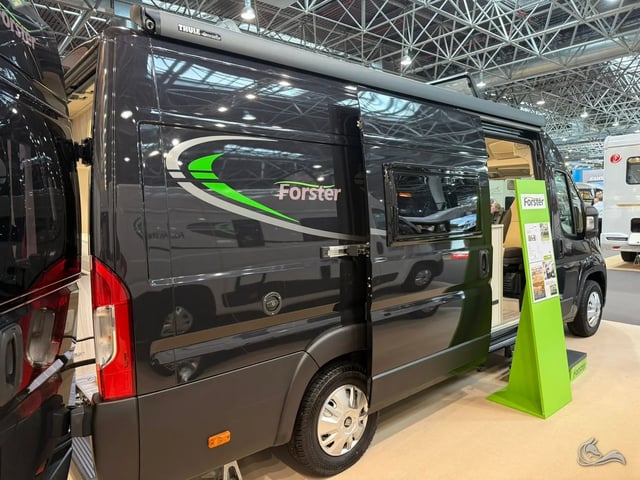 Forster V636 HB  - 26 | senkbares Heckbett,  Automatik, AHK, Solar uvm. 